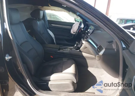 2021 Honda Accord Sport z USA, uszkodzony, nr VIN 1HGCV1F39MA034039